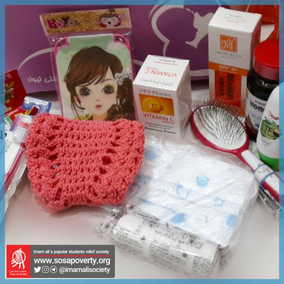 IAPSRS_EN's tweet photo. 1.✅ Holding a health workshop in the Iranian Home of "#Labekhat"
🦠 In this workshop, we reminded the children to take care of themselves against this virus by following guidelines such as using a #mask, #SocialDistancing, and washing their hands constantly. https://t.co/sohQ9PUTKN