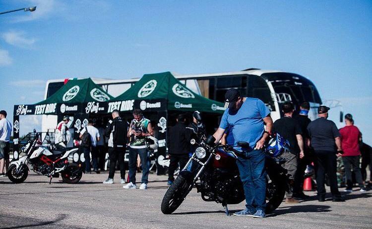 BenelliArg's tweet photo. TEST RIDE #BenelliWeek
Así fue nuestro primer día de #TestRide con @patomorellimotoescuela.
Llegamos a San Rafael con lo último de Benelli y fue un éxito!
#TestRide #Benelli #BenelliWeek https://t.co/5xP1zmd2ai