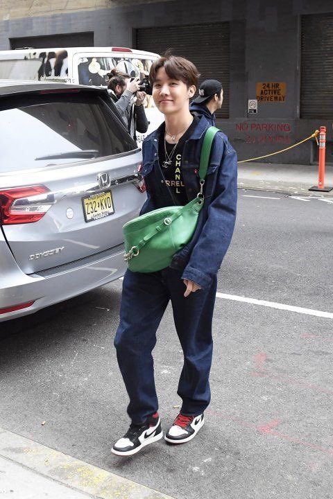 hobi’s collection of bags- a thread