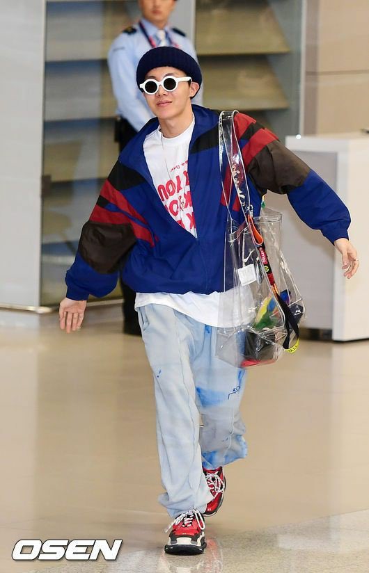 hobi’s collection of bags- a thread