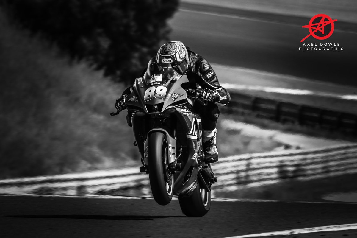 axel_dowle's tweet photo. Wheelie Wednesday! Missing Portimao with Focused Events! 

Swipe right to see the colour edit effects! 😎 

#axeldowlephotographic #focusedevents #wheeliewednesday #canon #trackday #motorsport #yamaha #portimao #portugal https://t.co/BaopJ2nx5J