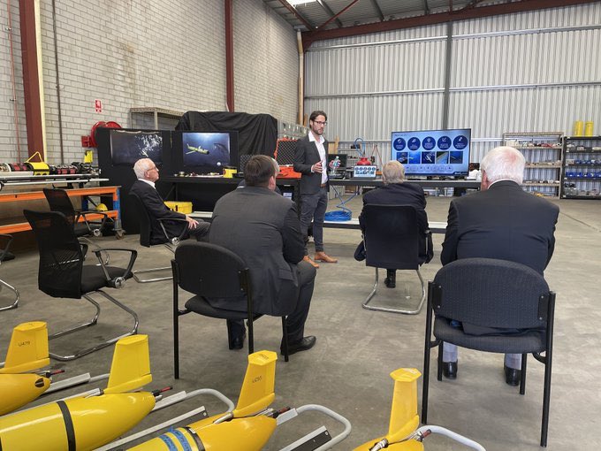Great to see @GovHouseWA visiting the <a href="/BlueOcean_001/">Blue Ocean Monitoring</a> HQ today to learn more about their innovative technology &amp; ongoing research to provide value-focused solutions in the maritime space.
 
Check out the link below to read more on today’s visit: bit.ly/3aoQGkF