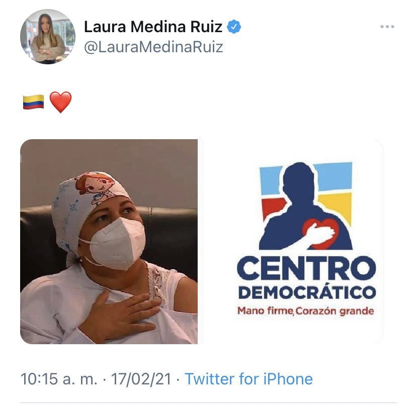 CathyJuvinao's tweet photo. ‘Laurita está tan loca que decidió politizar las vacunas’. https://t.co/dhZdcmTq8n