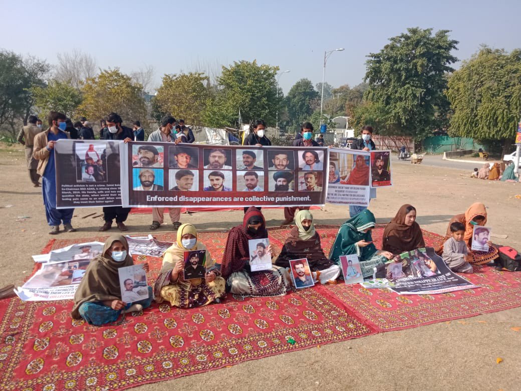 These are not “human rights activists” protesting in IslamabadRather, they’re family members of terror suspects of Indian sponsored orgs as  #BLA, BSO-Azad,  #BRA &  #BLF responsible for terror attack at Chinese consulate, other terrorism & killings of civilians in Balochistan/2