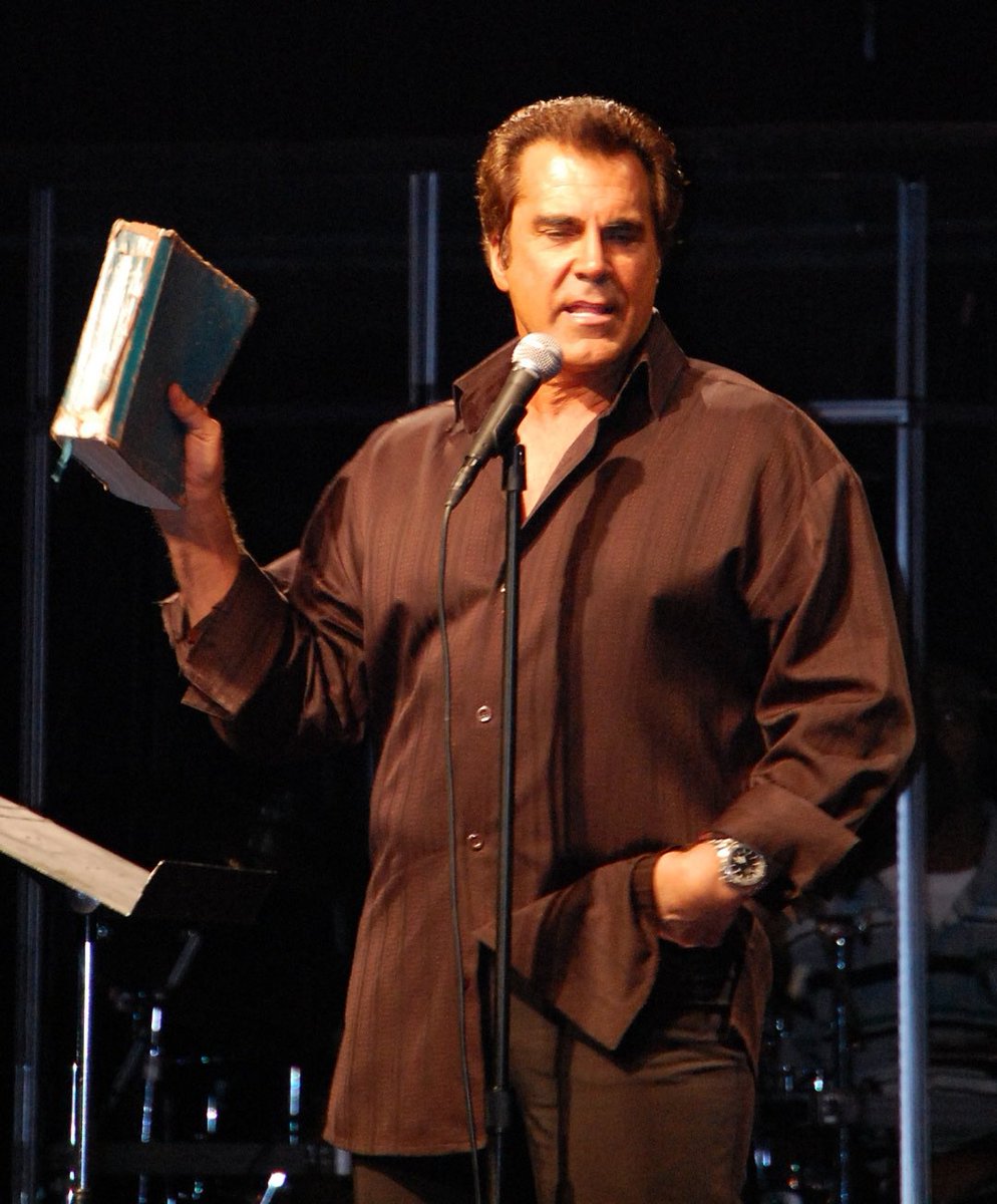 RealRodParsley's tweet photo. Today, we remember one of God's greatest soul-winners, Carmelo "#Carman" Licciardello. I am thankful for his impact and gift that was shared with us @whclife for many years. May his legacy and passion for God and lost souls live on for generations to come! https://t.co/4FzbFap52M