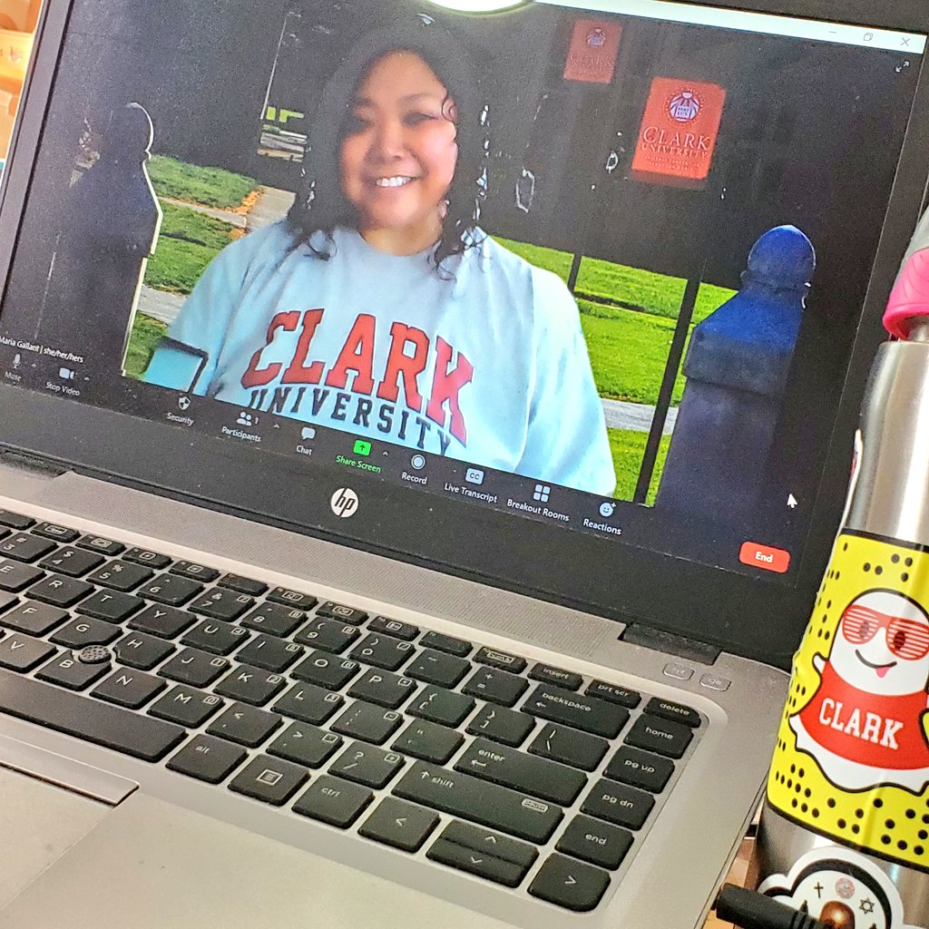 Maria_Gallant's tweet photo. How I'm showing up for @CASEAdvance #CASEAllDistricts conference #SpiritDay!  Representing @ClarkUniversity #ConfrenceFromHome https://t.co/RlBlQO4tJA