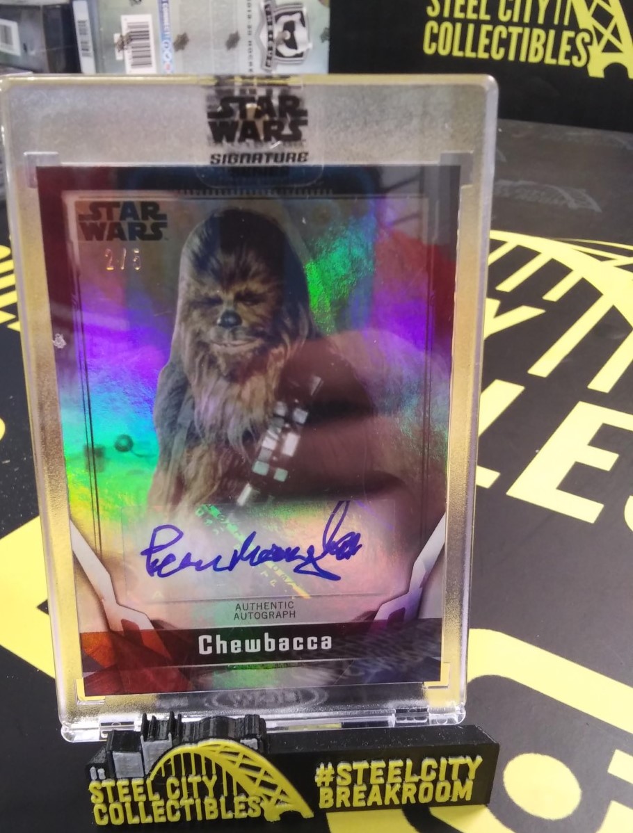 HUGE HIT from 2021 @Topps Star Wars Signature Series, Peter Mayhew Auto #2/5!!  Find our other Star Wars Sig Series Breaks Here: https://t.co/pmNHrucS0R https://t.co/Iyf9818FIh