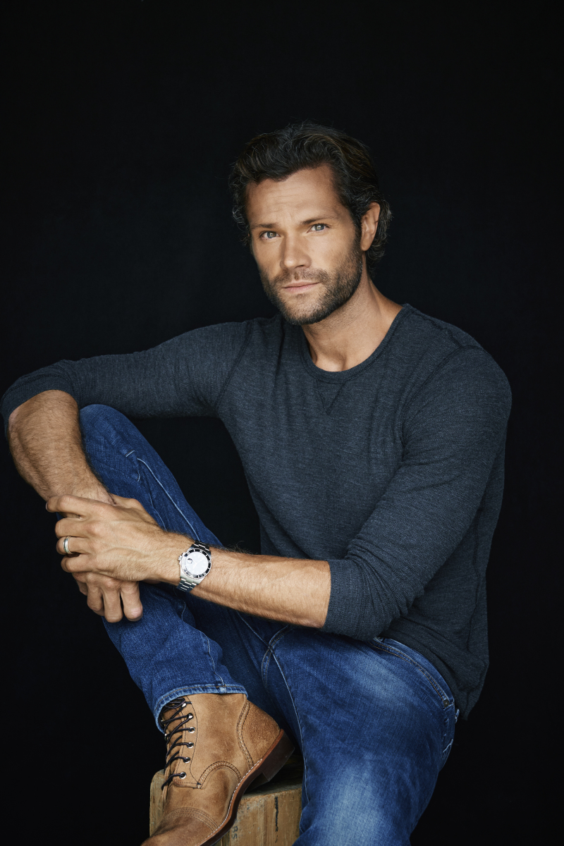 CBSTVStudios's tweet photo. In honor of #RandomActsOfKindnessDay we’re just going to leave these very kind photos riiight here just for you. You’re welcome.
 
 🔥😍
@thecwwalker @jarpad https://t.co/xuBCSOjMWM