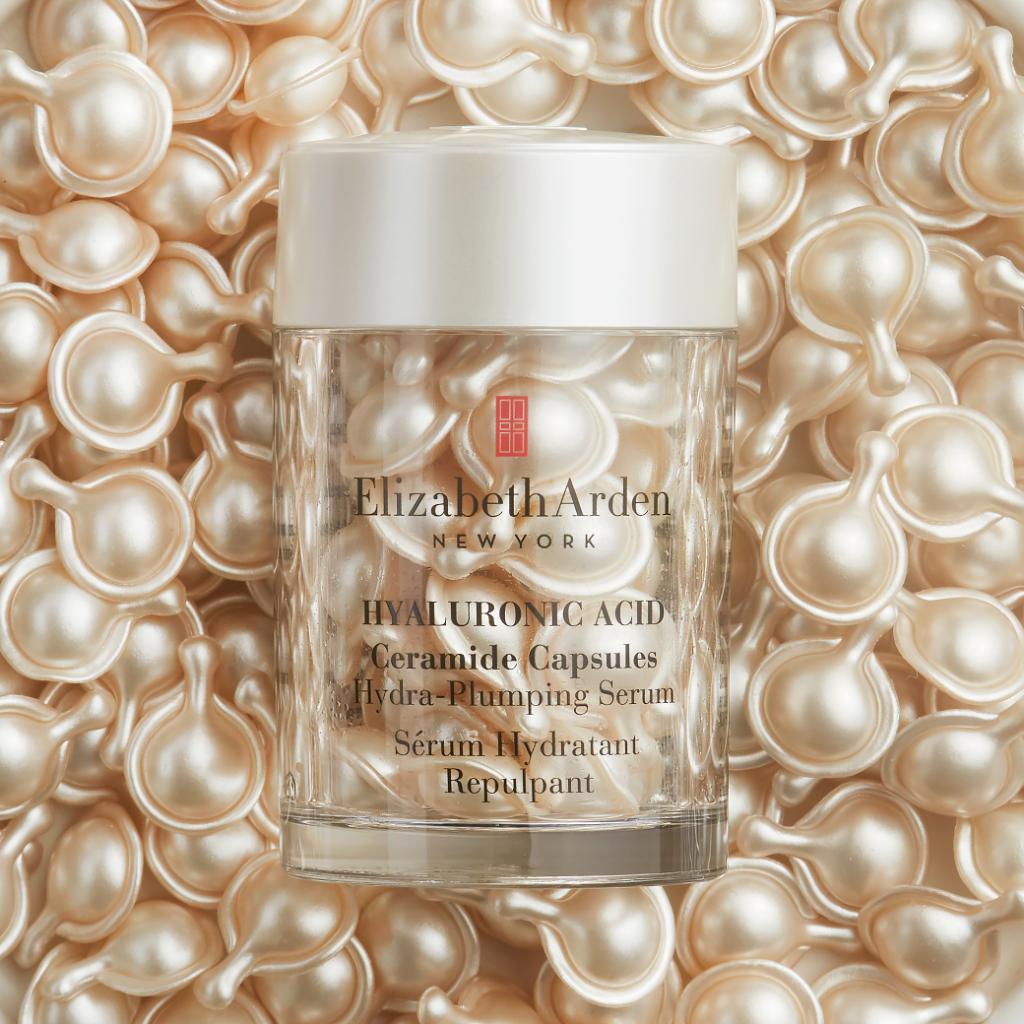 ElizabethArden's tweet photo. Want youthful bounce? Try our NEW #HyaluronicAcid Ceramide Capsules. The silky, lightweight serum glides onto skin—all while delivering a dose of hyaluronic acid to draw in moisture & skin-strengthening ceramides to lock it in. #HACaps https://t.co/4SYlWF2uV7 https://t.co/ZWMgYASnX4