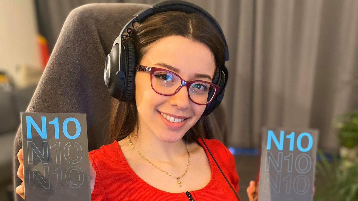 AssyaGrs's tweet image. Concours pour gagner un One Plus N10🥇

Juste le meilleur téléphone qualité prix du marché 🔥 

Pour participer : 
- Follow moi et @OnePlus_BEFR 
- Like + RT ce Tweet 
- Tag 2 amis en commentaires 

Tirage au sort le 1er Mars 

Bonne chance à tous les amis 💛