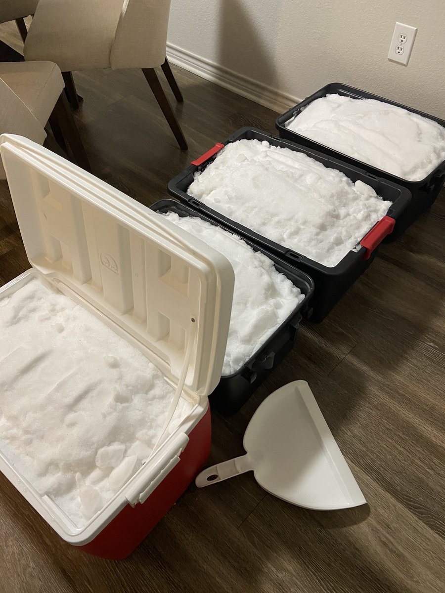 Well, when you live in TX you don’t usually have to prepare for events like this. No water at my place so I scraped snow from my drive into tubs with my dust pan. 🤣🥶 #TexasWinterStorm2021