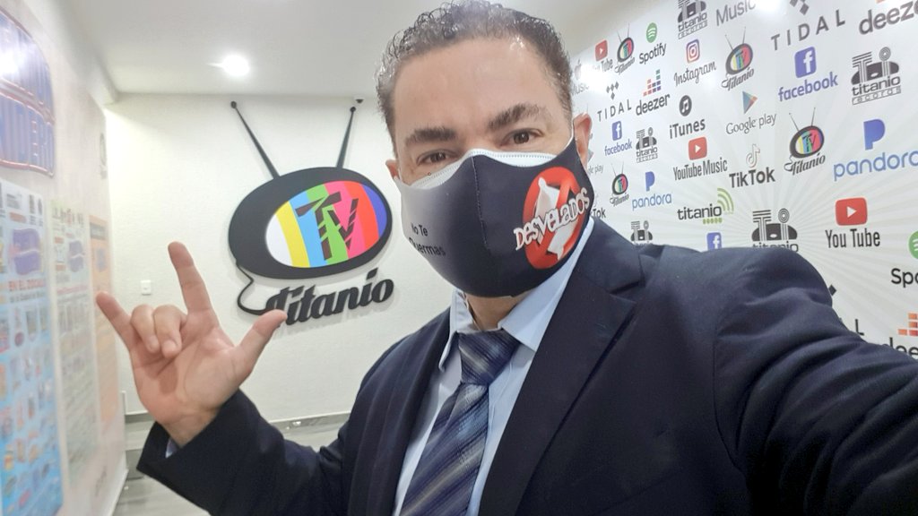 JRPalaciosChapa's tweet photo. ¡¡ Trabajando por un México Mejor !!

#Work
#Titanio
#Desvelados
#Eurekamedia
#ConcursoDeRap
#ConcursoDeRock https://t.co/nIuNxTrkOp