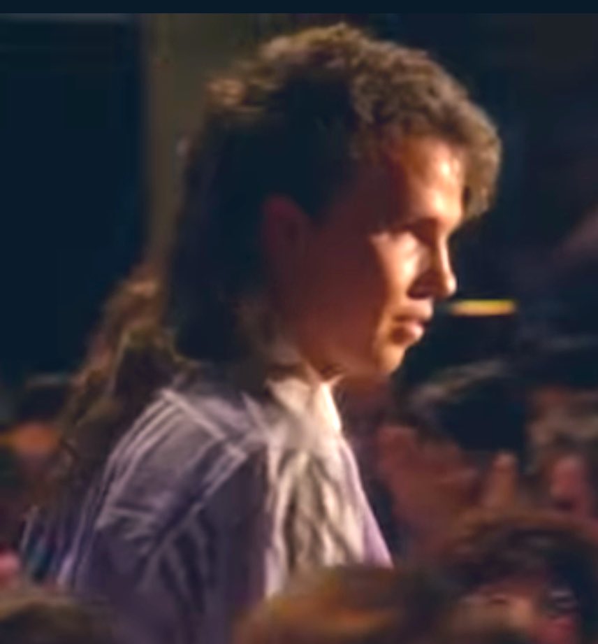 DaltonJones3's tweet photo. Who else was aware that @DougStanhope is the official mullet champion of the world! #dougstanhope #mulletking @TheoVon 1992 #wbw https://t.co/9jFBtfGOYF
