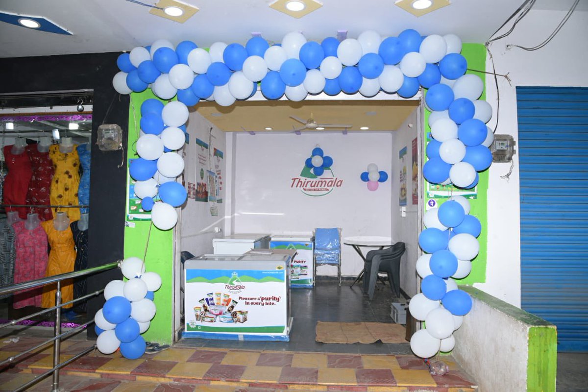 Arvindharmapuri's tweet image. Extremely gratified to have inaugurated Smt. Mudedla Lakshmi ji’s store of Milk and its products, in Nizamabad, which was initiated with ₹10lakh loan from Pradhan Mantri Employment Generation scheme. 

#NationWithNamo #ModiWithNation