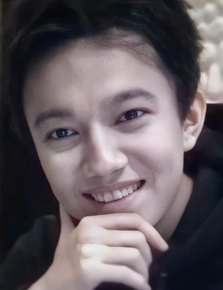 faya1993's tweet photo. REQUEST @dimash_official @MTV #FridayLivestream
Let’s bring Di to the top!! https://t.co/ThYTxJJpRz