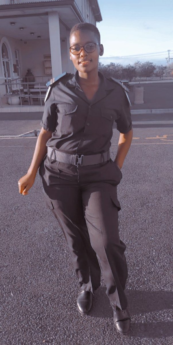 SeewehM's tweet image. Senior Security Officer Mbatani โคโคโค #NightShift