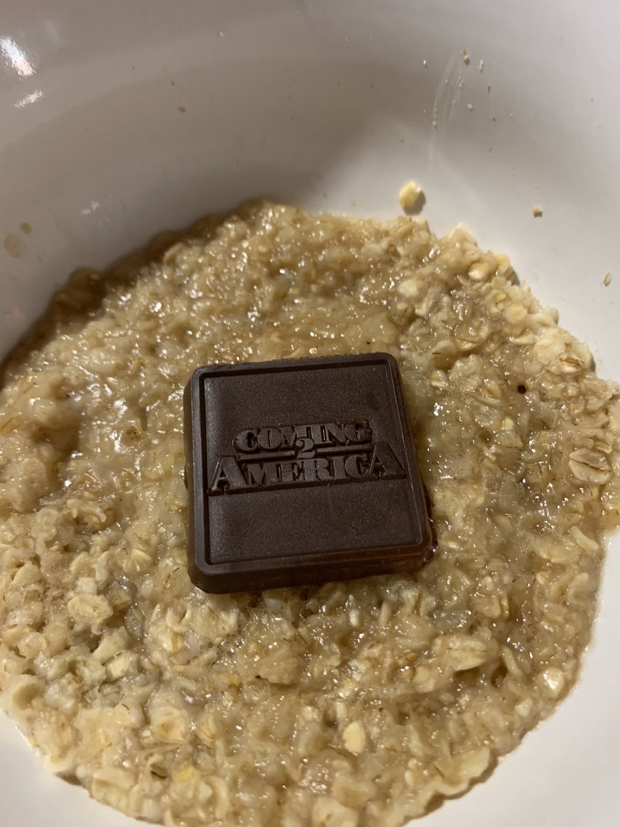 cherry_LA's tweet photo. Guess who’s coming to breakfast ❤️ Coming to America @zamundaroyals @PrimeVideo #ZamundaRoyals #PrimeVideo #coming2america #gettingrandy #chocolate #oatmeal #foodie #breakfast https://t.co/L9Q4CKCYJW