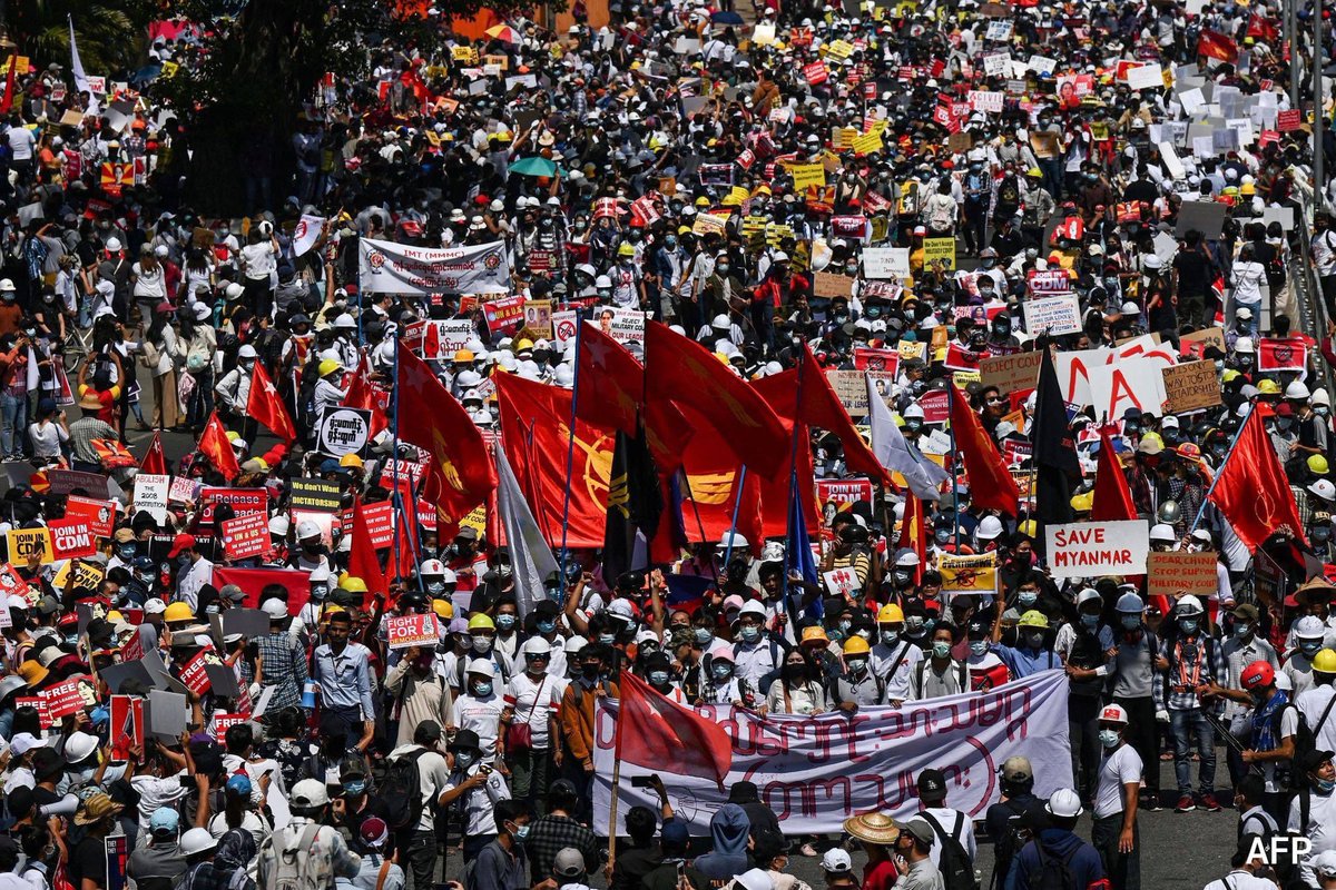 ThuKristal's tweet photo. #myanmar #givebackdemocracy #savemyanmar #PleaseHelpMyanmarPeople 🙏 https://t.co/rBWXuYaaQo