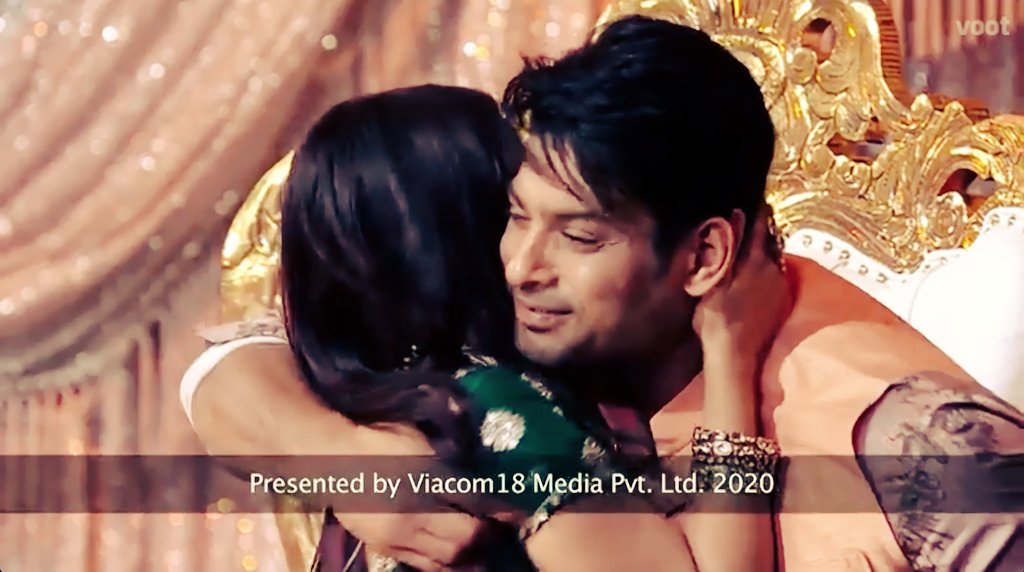 Mulkiygmailcom1's tweet photo. Happy one Year of anniversary to our beautiful SidNaaz 😍💕
Happy anniversary sidnaaz 
#sidnaaz https://t.co/VIw39b441T