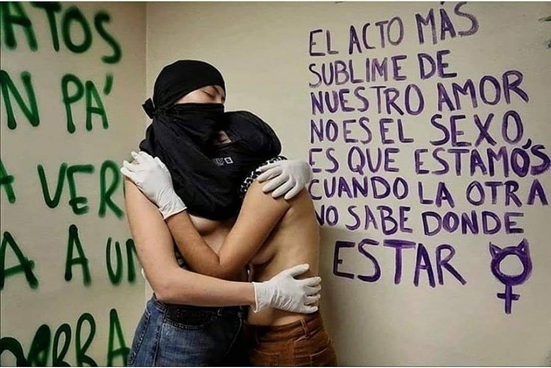 El amor entre mujeres es revolucionario.
Créditos de imagen a quien corresponda
.
.
.
.
. 
. 
. 
#radfem #RedVioletaMexiquense #Edomex