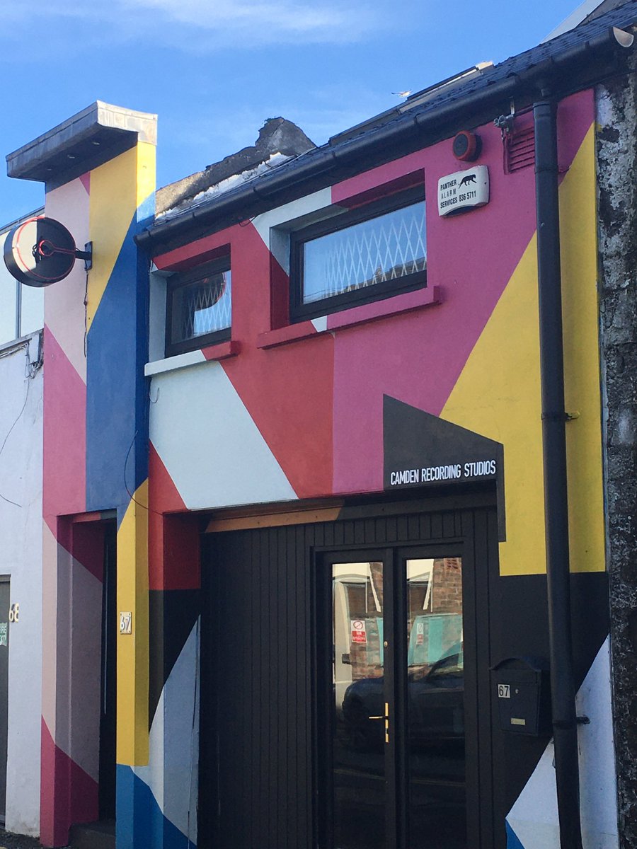 Emma Lowe tweet media