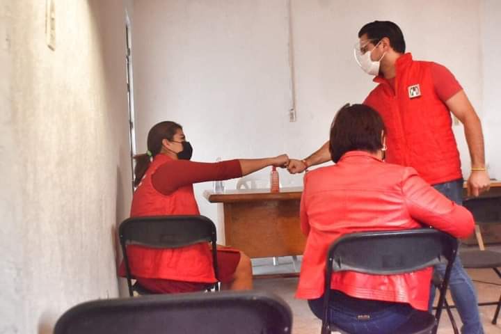 PRI_MX_HGO's tweet photo. ¡En la unión está la fuerza! Continuaremos siendo un partido de resultados y de compromisos, desde el Movimiento https://t.co/yVtbJ4C7gB nos sumamos con todo y con la mejor actitud. En #Tula con su dinamismo y entusiasmo los logros serán sorprendentes y grandes #HidalgoDigital https://t.co/OSigI2Mdfv