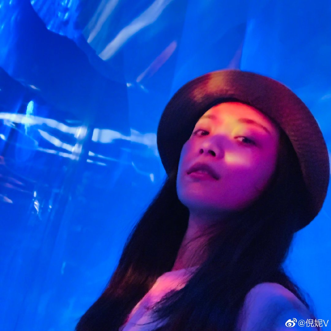 ninivarchive's tweet photo. 11072019 - Ni Ni Weibo Update 

" Oh my selfie" 

#倪妮 https://t.co/nKs3blVzhL