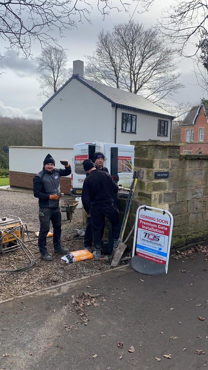 TQSecurity's tweet image. It’s official, @snozzer_gale is the worst person in the world for getting the sandwiches in for the lads. #shocking #worstever #starving