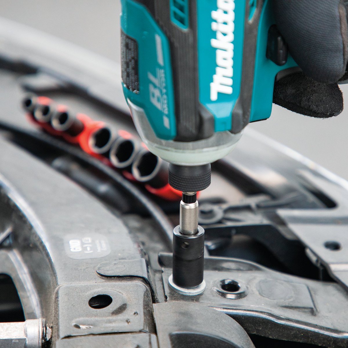 MakitaTools's tweet photo. The Impact XPS 8 Pc. 1/4" Drive 6-Point Metric Impact Socket Set (E-01694) features high-strength sockets designed exclusively for extreme torque applications.
https://t.co/SIzZgir8lc
#makitausa #makitatools #impactxps #socketset #socketadapter #hightorqueimpact #impactsocket https://t.co/aCQ0M565Ar