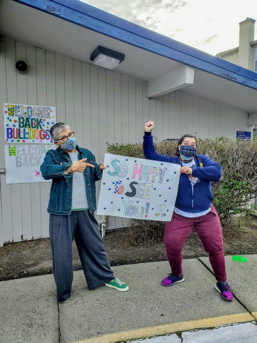 BVsMissMusic's tweet photo. @BVScienceNerd and I were so pumped to welcome our @BuenaVistaWCSD Kinders back to campus! @WalnutCreekSD @WCEFK12 https://t.co/BPGmz5Rbh8