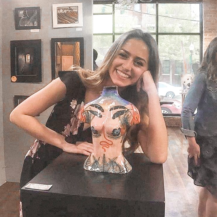 AChiORipon's tweet photo. Another Macdowell Month throwback!!!  Look at our talented president, Becky, at her senior art show in high school 🤩

#alphachiomega #alphachi #axo #achio #fitb #litb #gogreek #goaxo #macdowellmonth https://t.co/AIjzMxoVuE