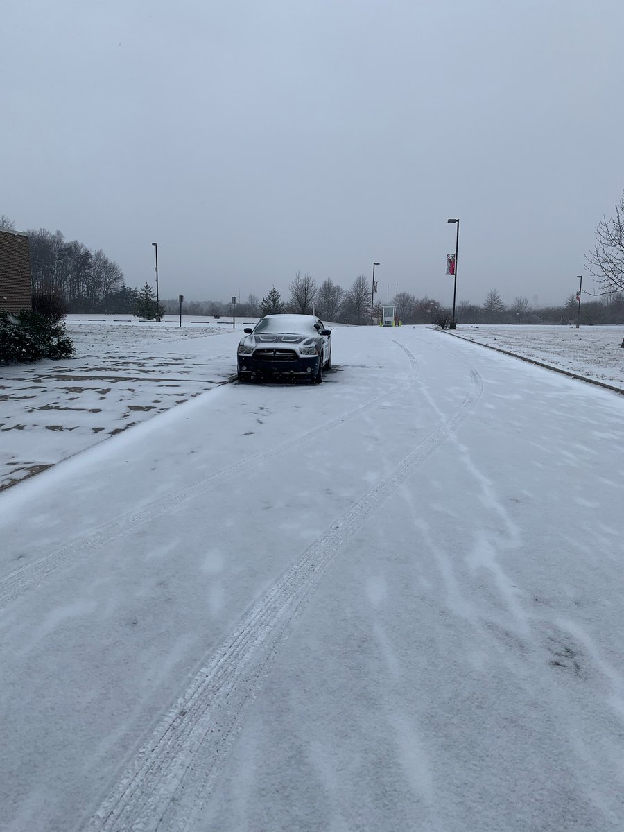 roanestate's tweet photo. Heads up! There may be more #RoaneState campus closures &amp; delays this week as our region expects another round of winter weather. Make sure you're signed up for RaiderAlerts now so you'll know the status of your campus as soon as a decision is made: https://t.co/N3S8cw0Vnz https://t.co/OBZl8KXPvi