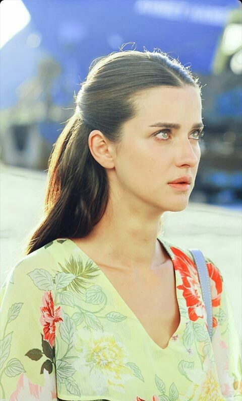 احب عيونها💚💚💚💚#senanlatkaradeniz #ulastunaastepe #اشرح