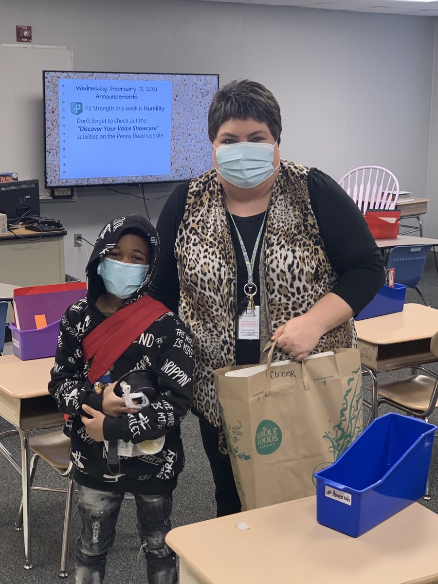 GiaHoke's tweet image. Happiness is...... watching a teacher’s reaction as she meets her student for the first time in person. #GladtoBeBack #RealJoy ⁦@PennyRoadES⁩ ⁦@SWAWCPSS⁩