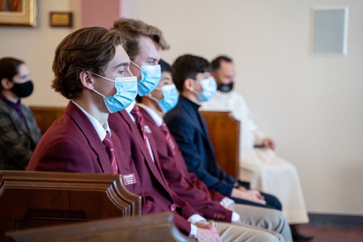 loyolamontreal's tweet photo. Today we celebrated #AshWednesday, albeit in a very different way. The Liturgy was streamed from our Chapel to all classrooms. Because of social distancing restrictions, we distributed wristbands that remind our students #RememberYouAreDust #Loyola #Montreal https://t.co/4XxEnWgNpb
