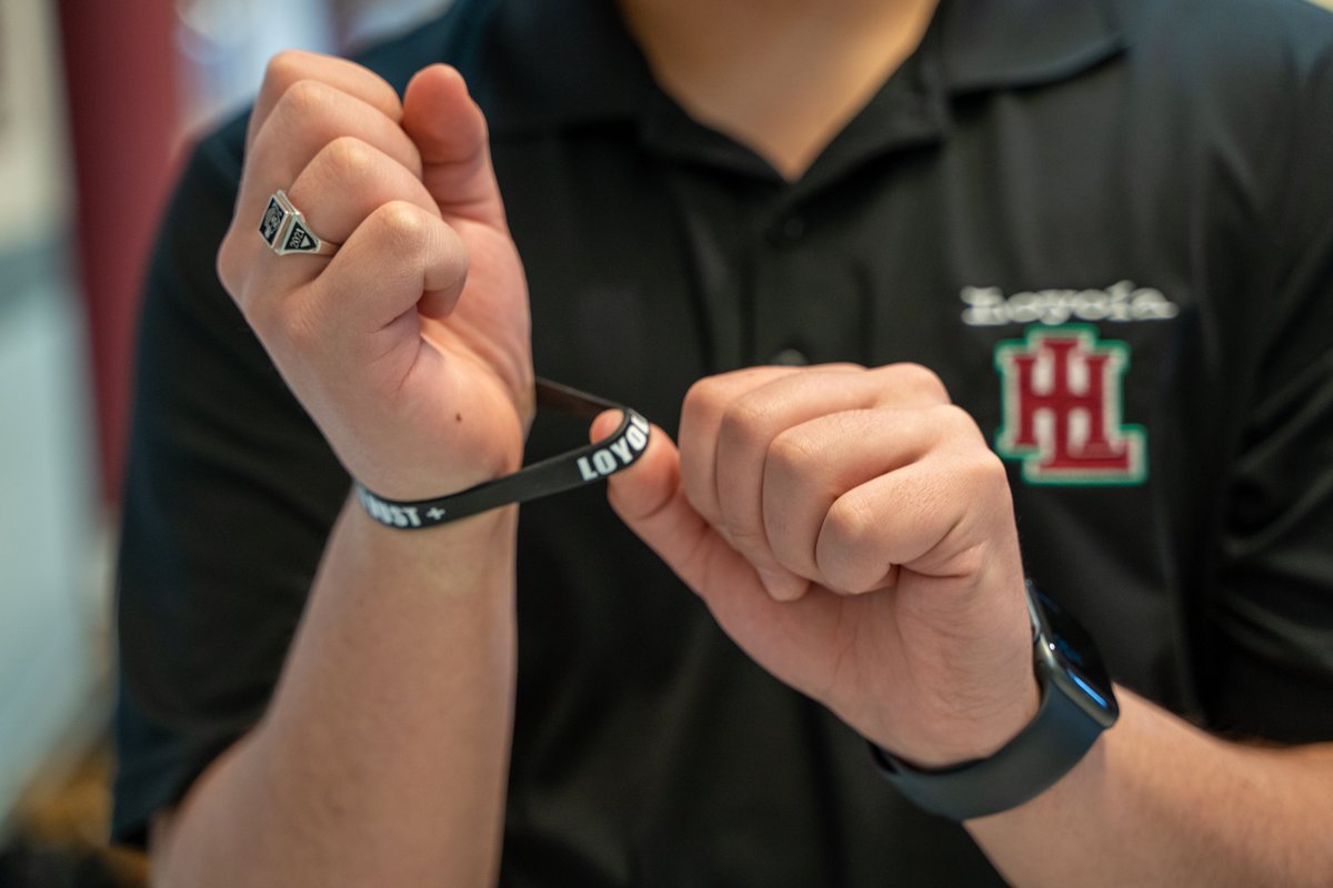 loyolamontreal's tweet photo. Today we celebrated #AshWednesday, albeit in a very different way. The Liturgy was streamed from our Chapel to all classrooms. Because of social distancing restrictions, we distributed wristbands that remind our students #RememberYouAreDust #Loyola #Montreal https://t.co/4XxEnWgNpb