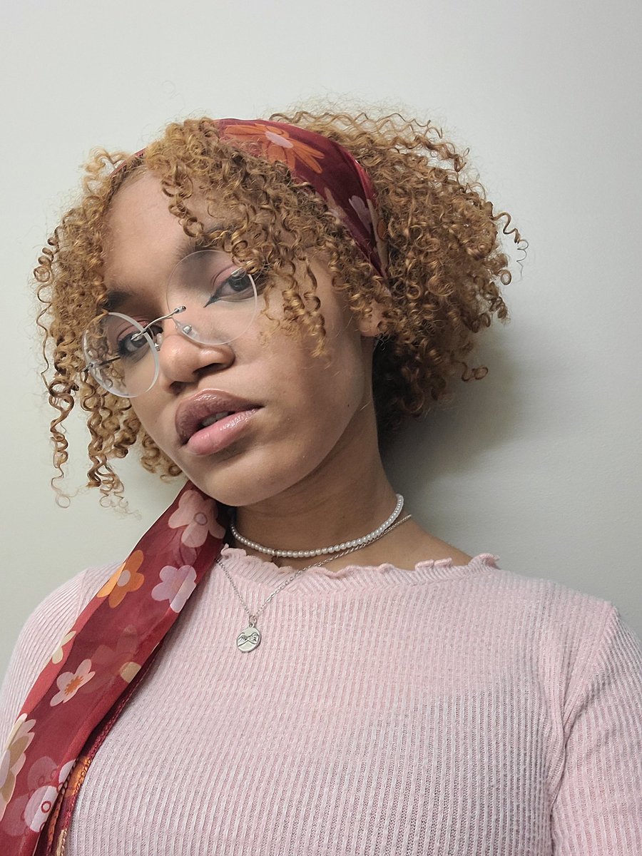 Berklee_BWA's tweet photo. Berklee Women in Action is honored to feature Aleena Solomon as our first #wonderwomanwednesday of the Spring 2021 Semester! Make sure to fill out our form to nominate another person you feel is killing the game.
.
.
.
#berklee #berkleebwa #www #berkleecollege https://t.co/nkYpC2sPcE