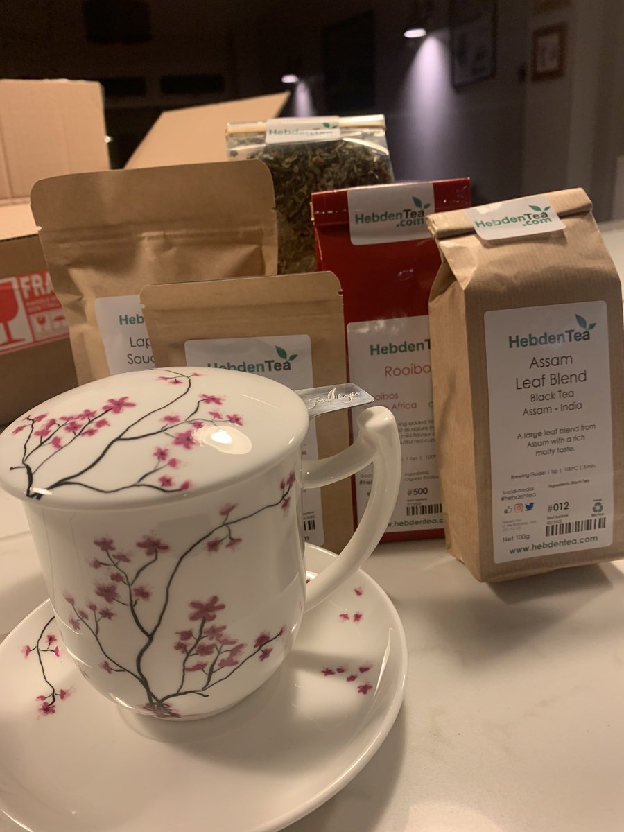 DrJoMannion's tweet photo. Delighted with my little winter treat to myself from @HebdenTea Wonderful tea of every description Gorgeously packaged. #lockdownSelfCare #winterrefresh https://t.co/3RXKrDBDQ6