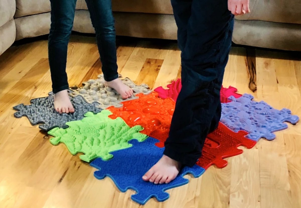 coby_bam's tweet photo. Shop our variety of fun floor mats for healthy feet today at https://t.co/BxtMVdJEU4!
.
.
. 
#CobyAndBam #ChildrensToys #ChildhoodFun #LearningIsFun #ToysAndGames #EarlyLearning #Autism #LearningDisabilities #FullSpectrumLove #Muffik #MuffikFloormats #Sensory https://t.co/iwJYfPmhht