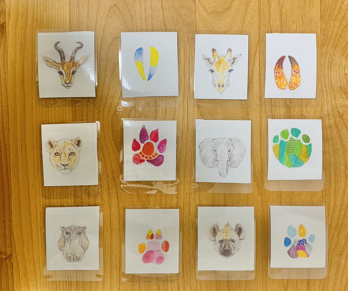 まるーい G9さんがコメントしてくれたアイディアから 動物足跡かるた的なカードを試しに形にしてみました 急いで作ったので雑ですが 息子の反応を見よう 写真 1枚目 表 2枚目 裏 動物イラスト 足跡 かるた
