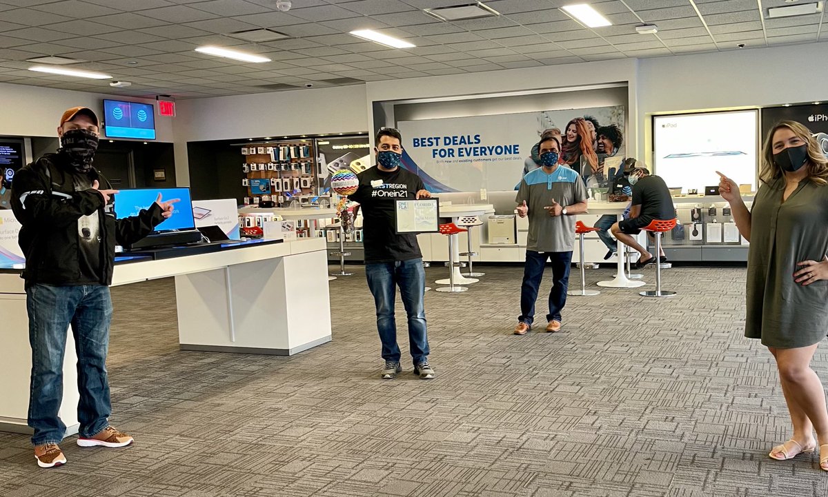 Congratulations to our very own <a href="/AghaSMirza1/">Agha S Mirza</a> Store manager at Boca West for accomplishing this great Summit award. Your strong leadership and drive is admirable. I am excited to see what is in store for 2021. <a href="/One_FLA/">OneFLA</a> @theeastregion <a href="/eniggemann/">Enrique Niggemann</a> <a href="/jrluna11/">JR Luna</a>