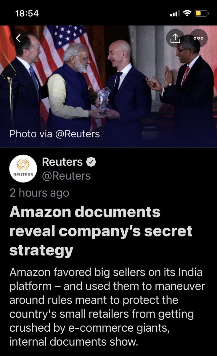 unsuckdcmetro's tweet photo. Call me crazy, but I donโt think the owner of the Washington Post is a nice guy. #dumpamazon https://t.co/4NgwyqLkUT