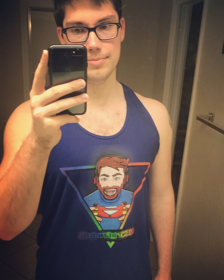 flyingtacolord's tweet photo. Repping my boy @ImBurntReynolds check him out on twitch and find his merch at https://t.co/xu4KJH4f7m 💕 https://t.co/KyEFcxj6w0