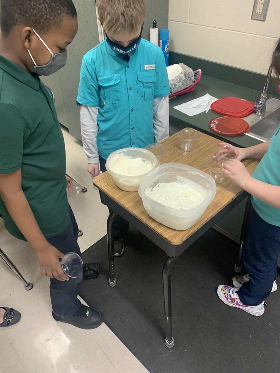 RRESchool's tweet photo. 3rd grade Option A Discovery students completed a #STEAM unit and learned all about the ice cream industry. Principal McPherson was invited for the official taste test! Students also wrote articles about the process and created advertising posters! #riseupwaco https://t.co/H76rwBxSWZ