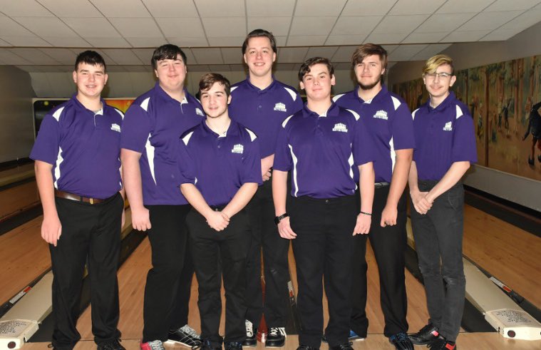Congrats to the Boys Varsity bowling team on tying for first place in the NSBC Division 2 Conference!!🎳 #gocats #keystonepride @MrKohler2 @dwhitekeystone @jbaileyKLSAD @MrsGibson_KHS