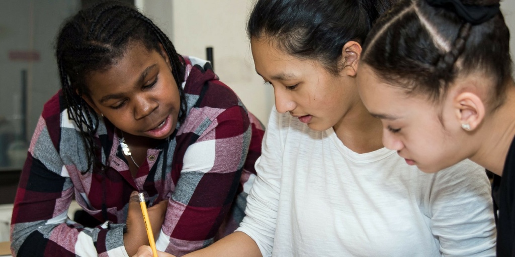 HumaneEducation's tweet image. What is solutionary thinking and how can you use it to help students address injustice in the world? Check out this activity that explores the skills needed to help students develop meaningful, sustainable solutions. humaneeducation.org/resources/2017… #education #teachingsolutions