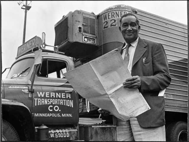 5/ Frederick McKinley Jones: worked w/ Joseph Numero to combine moving pictures with sound, and later, refrigerated vehicles.  During WWII, the military used Jones' invention to ship food, blood and medicines to the battlefield, saving countless lives. https://ietv.co/37qiYcO&nbsp;