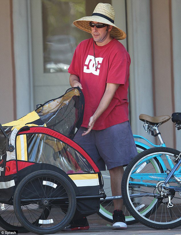 You Can’t Pick Your Genre by  @tabernacleteeth / Final Girl by  @motelsiren ( @Big_Lucks)