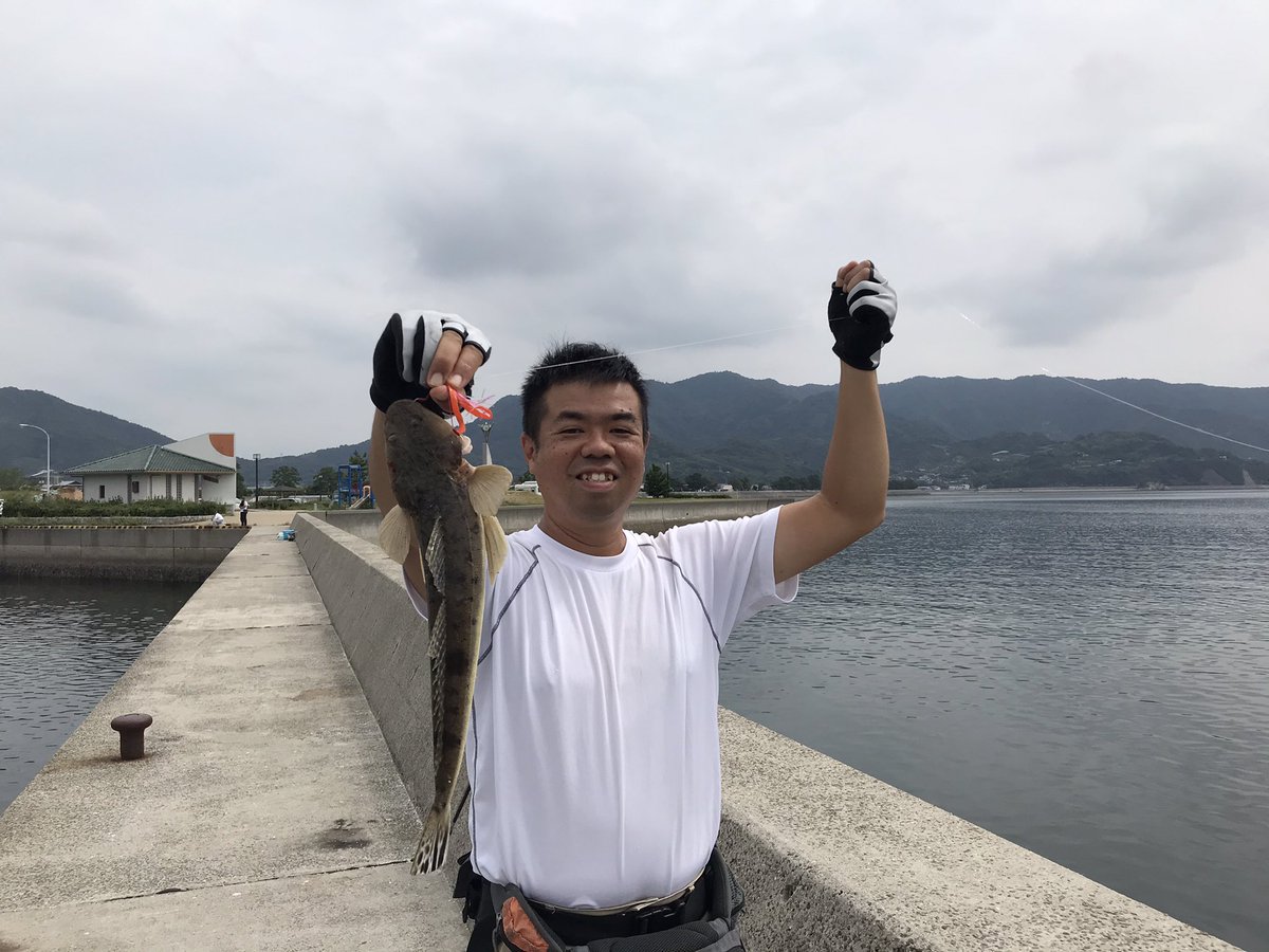 瀧 国昭 初めてのマゴチ 釣り場 新仁尾港 香川県 日時 年9月24日 釣果 マゴチ41cm 自作タイラバで初めて釣れた魚はマゴチでした 自分で作った仕掛けで釣れると最高