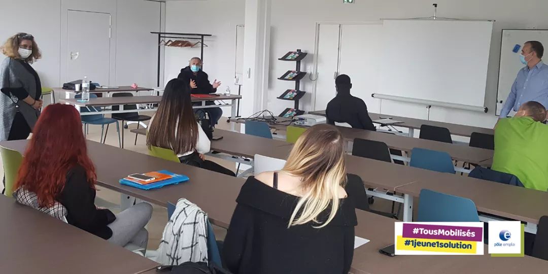 Les agences Pôle Emploi du Bassin de Dax ont organisé une rencontre entre Mr Laffont Directeur d'Action Sécurité, Président du MEDEF DES Landes, Me ARDANUY, Avocat droit du travail et des jeunes residant dans les 3 quartiers politique de la ville
#TousMobilisés#1jeune1solution